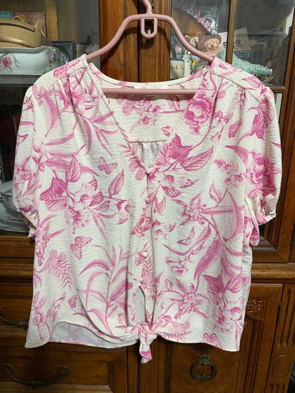 Haver & Blair London Pink floral & Butterfly Button down Crop V-Neck Top XL